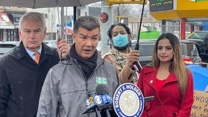 Queens Council Member Robert Holden, DOT Commissioner Ydanis Rodriguez, Assembly Member Jenifer Rajkumar (Photo: Twitter via @BobHoldenNYC)