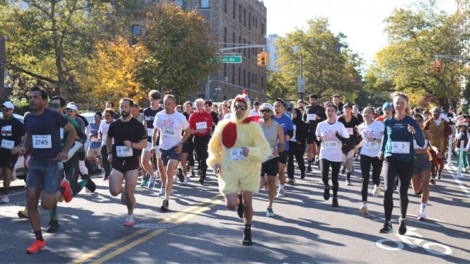 Sunnyside Mile 2022 (Photo: Michael Dorgan, Queens Post)