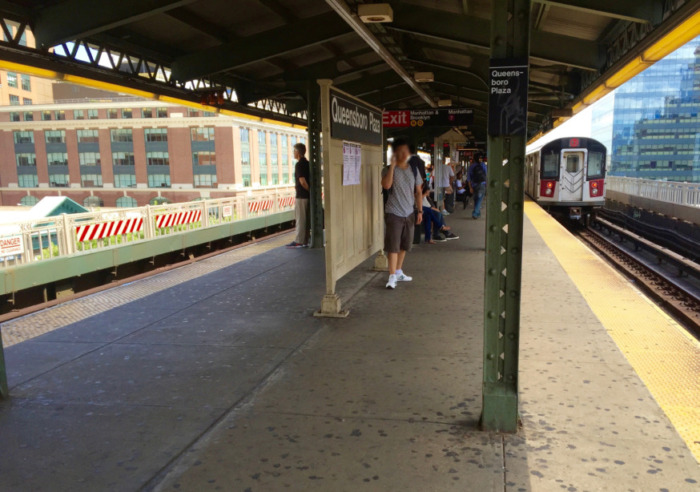 NYC teen dies after hitting third rail during subway surf