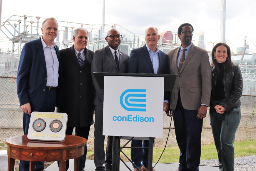 New Con Edison renewable energy line from Astoria to Corona goes into operation (Photo by Michael Dorgan)