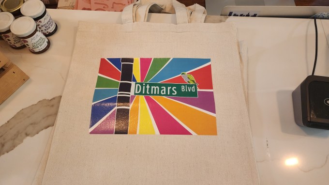 Ditmars holiday lights tote bags on sale at the Honey House. Photo: Shane O'Brien