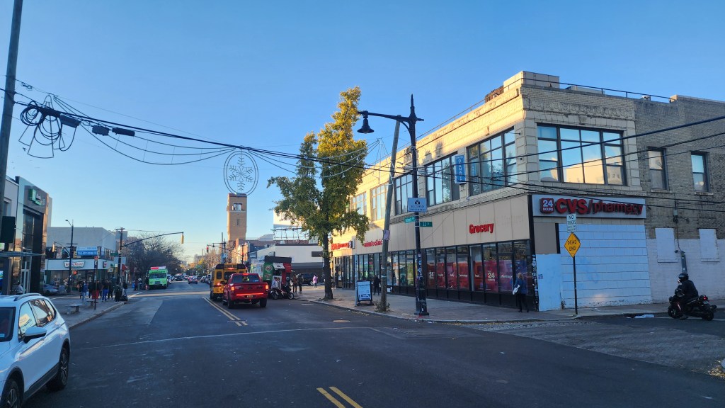 Holiday lights on Ditmars Boulevard. Photo: Shane O'Brien