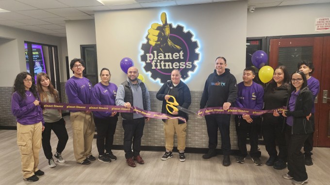 Planet Fitness opens at Big Six Towers, bringing new fitness options to Woodside – Sunnyside Post